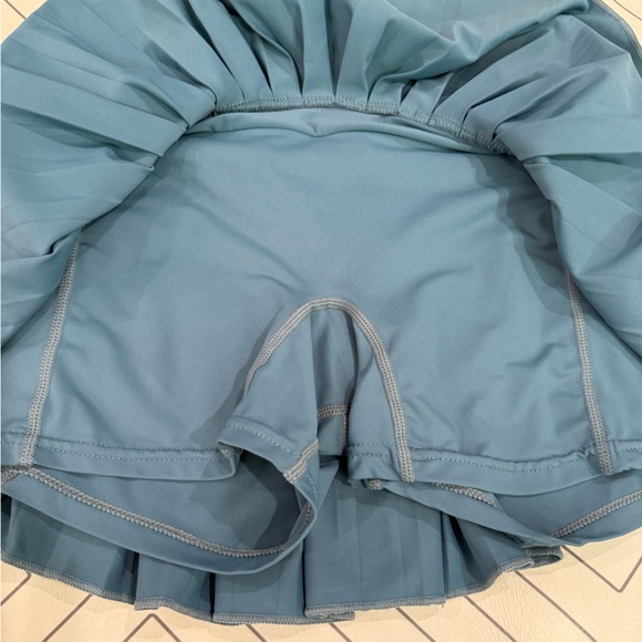 Goldhinge Seafoam Athletic Skort - Picture 5 of 13